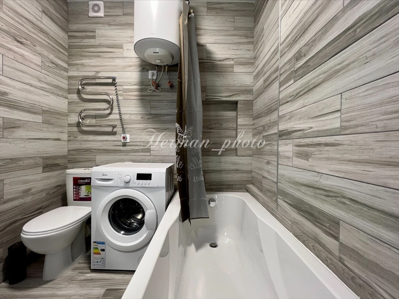 Svitlo Park, 2nd floor, Vydubychi, 10 minutes walk, 1 bedroom