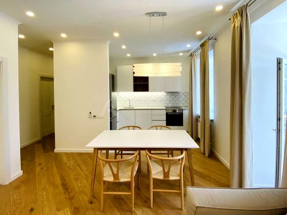 Apartment. Kyiv, Oleся Гончара Street