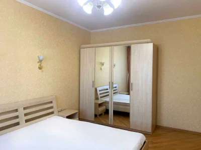 Квартира. Киев, проспект Миколи Бажана.