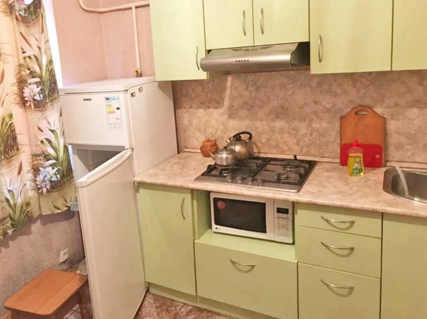 2-room apartment, Gas, 1st floor, address: 27 Berehaysky Street / Perevyzh Street, КПІ, Shul