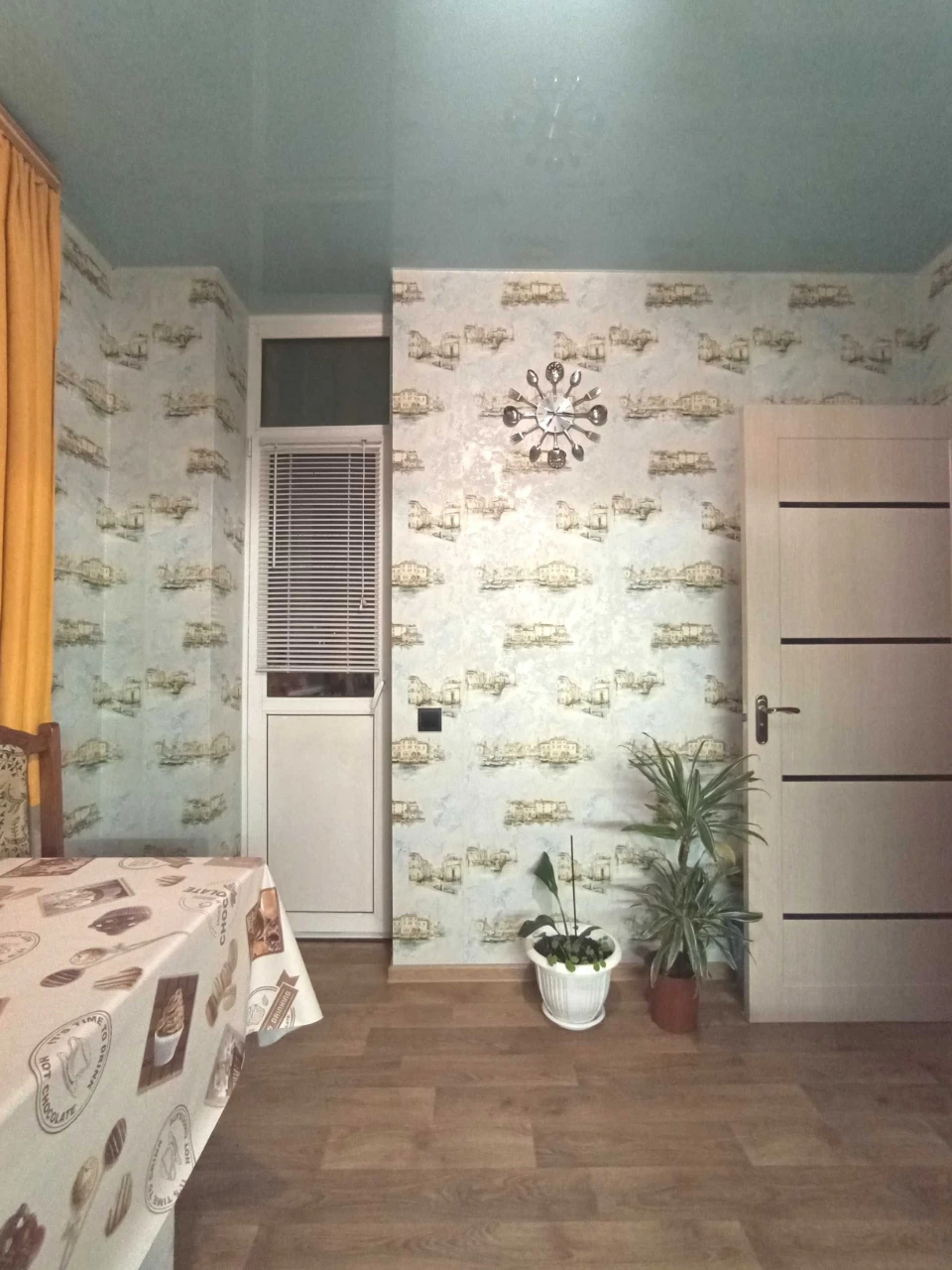Sale of a spacious 1-bedroom apartment renovated in the "Rodyn" residential complex