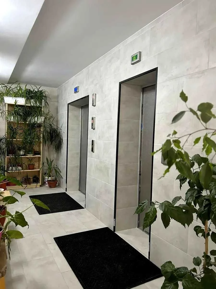 Sale of a spacious 1-bedroom apartment renovated in the "Rodyn" residential complex
