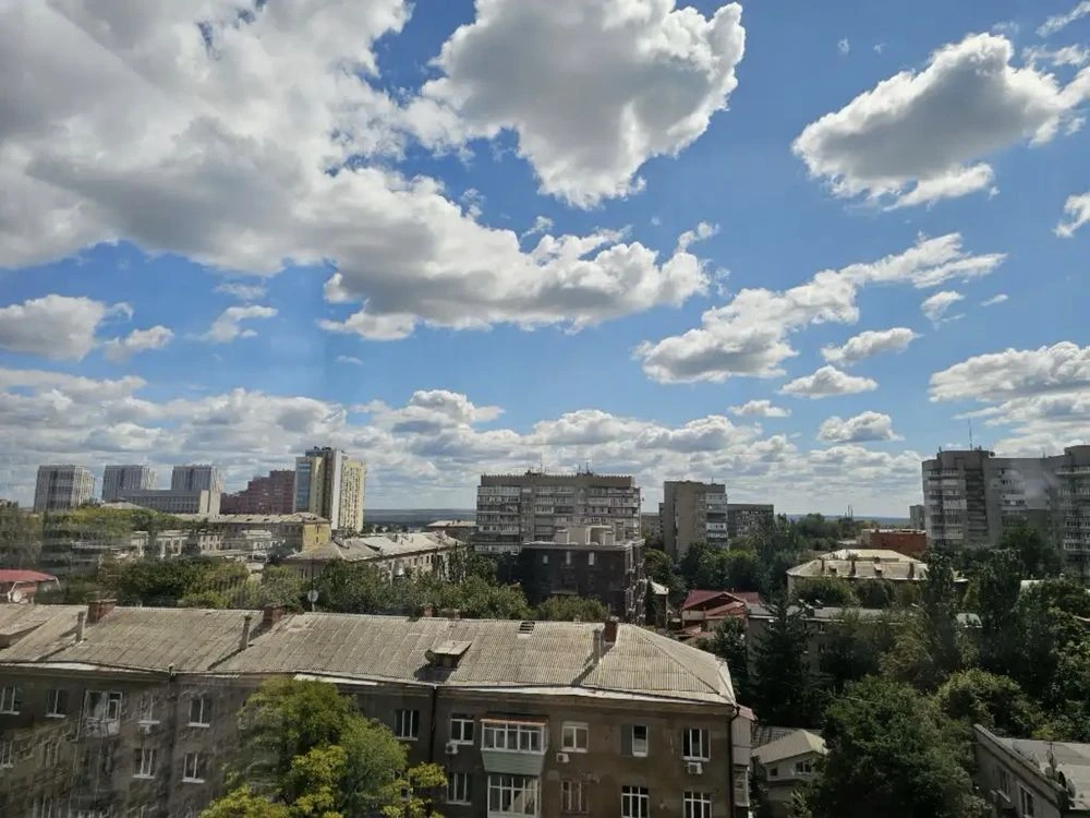 Собственик. Продам Свою квартира 3 ком ЖЕ Гончара 40. Ниже р
