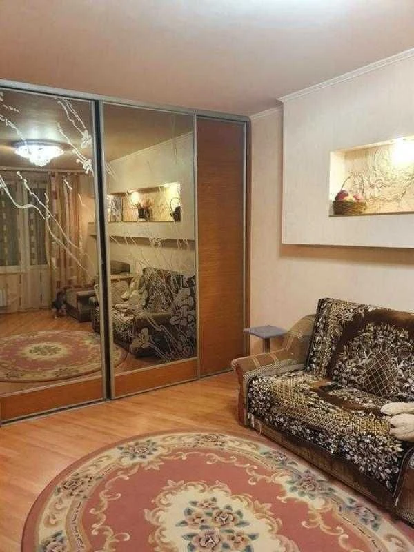 Kharkov! 1 apartment in the Industrial district