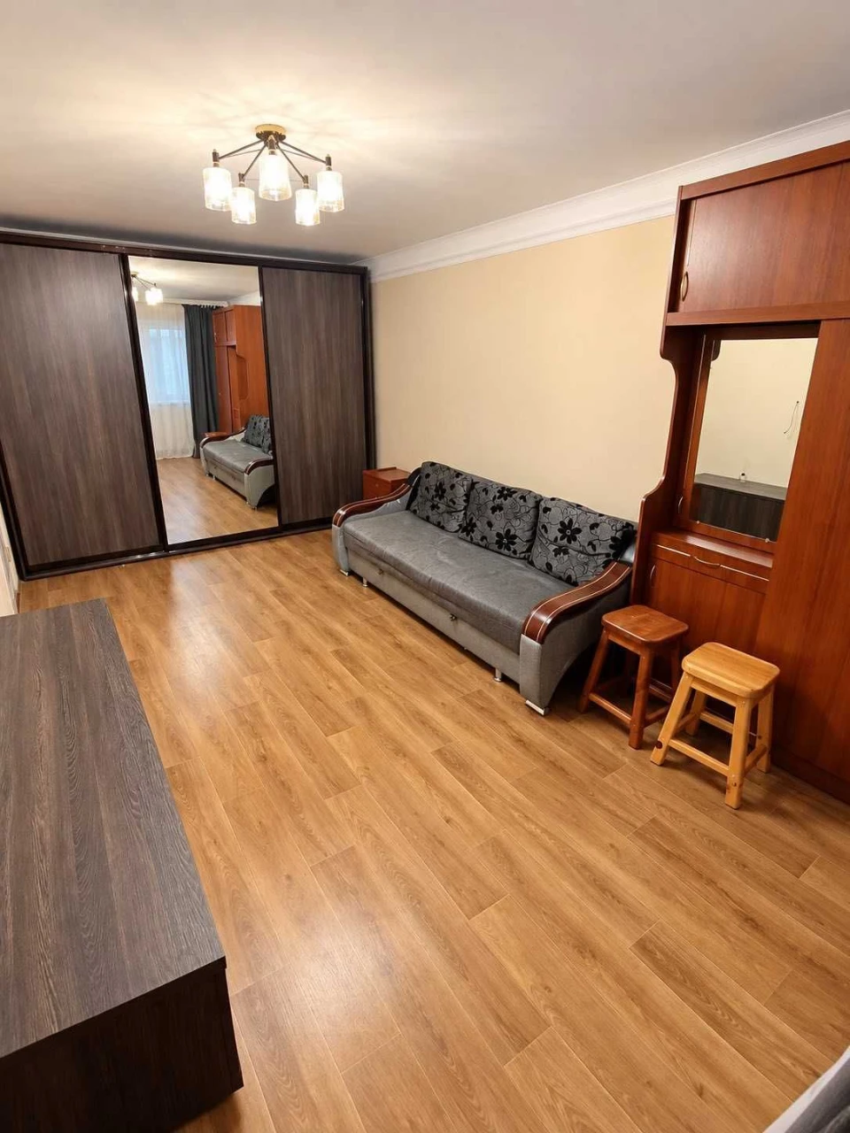 1 bedroom apartment near Army station, Maselsky KhTZ, Novi