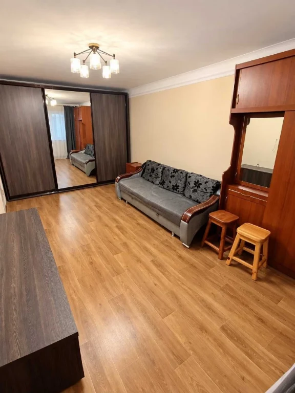 1 bedroom apartment near Army station, Maselsky KhTZ, Novi