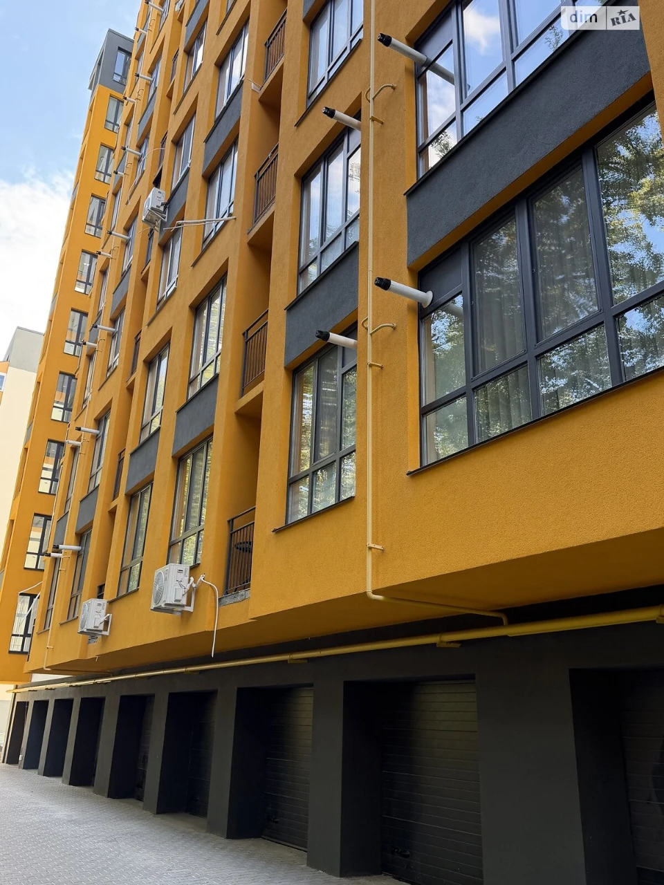 For Sale: Separate Garage in Podillya