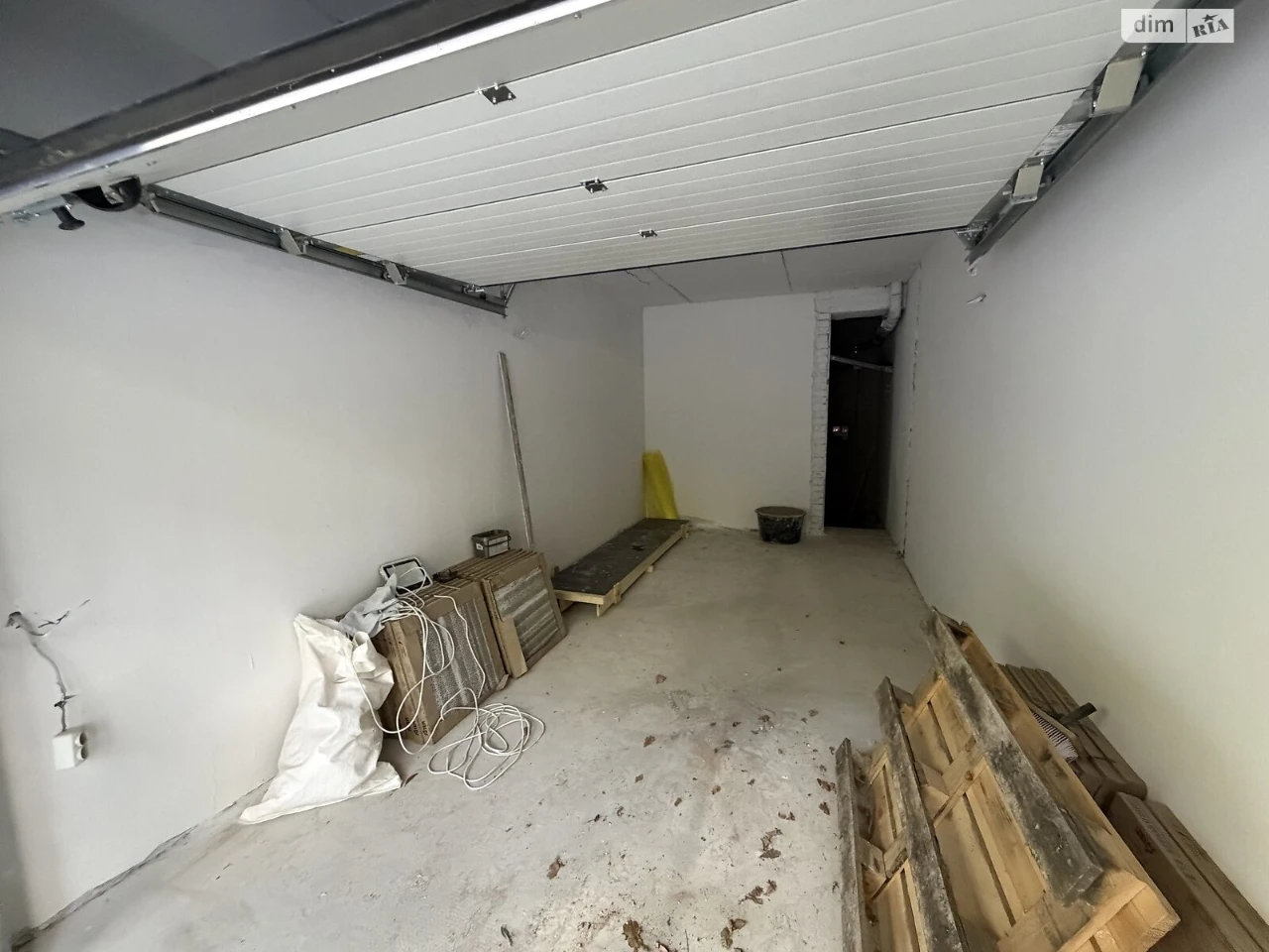 For Sale: Separate Garage in Podillya