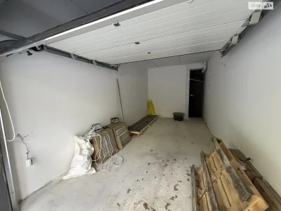 For Sale: Separate Garage in Podillya