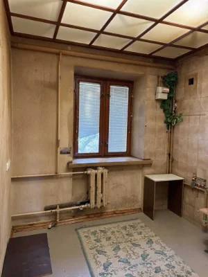For Sale: 1-bedroom brick apartment in the Fushmanova area