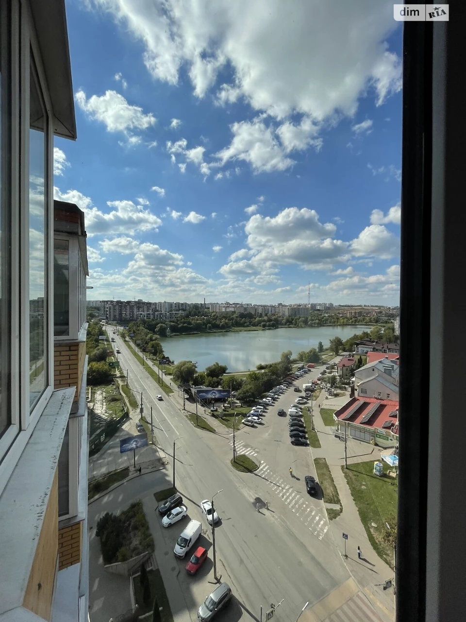 Продаж Квартира Озерна
