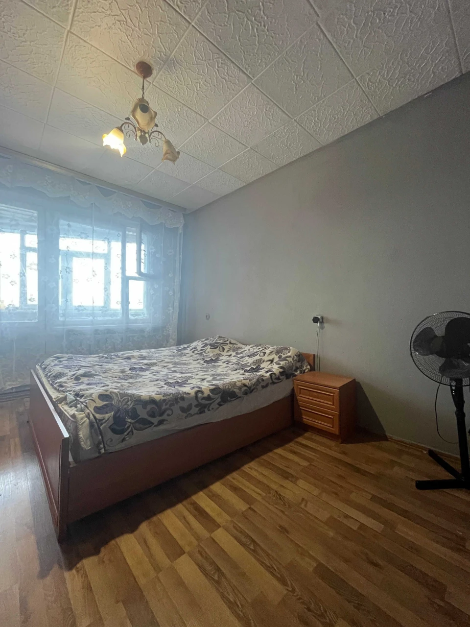 Sale of a 3-room apartment in Chernihiv, Sherstianka. LD