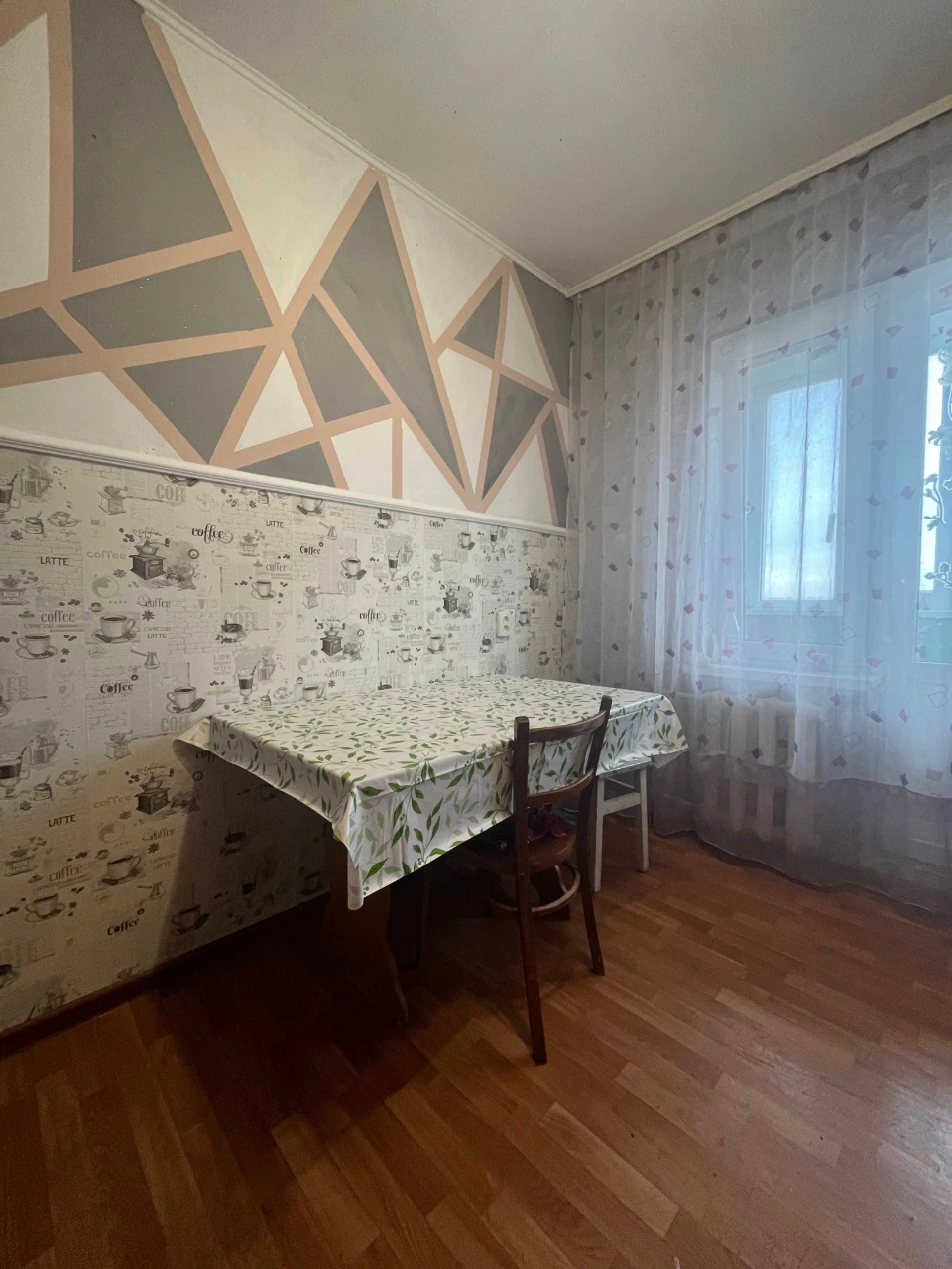 Sale of a 3-room apartment in Chernihiv, Sherstianka. LD