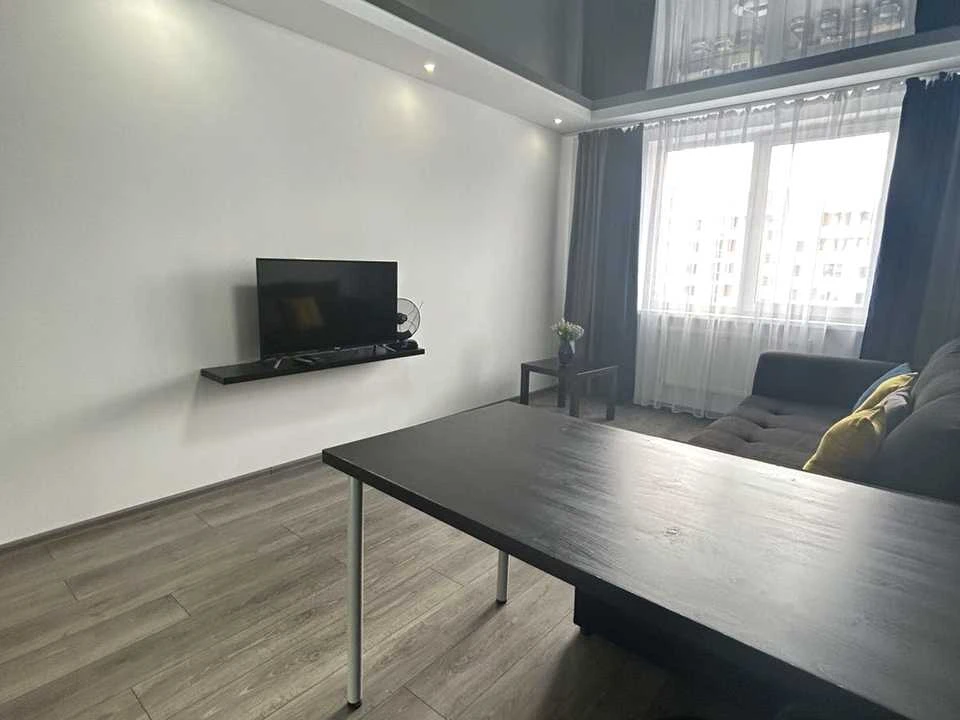 Apartment. Lviv, Hetmana Ivana Mazepoi St.