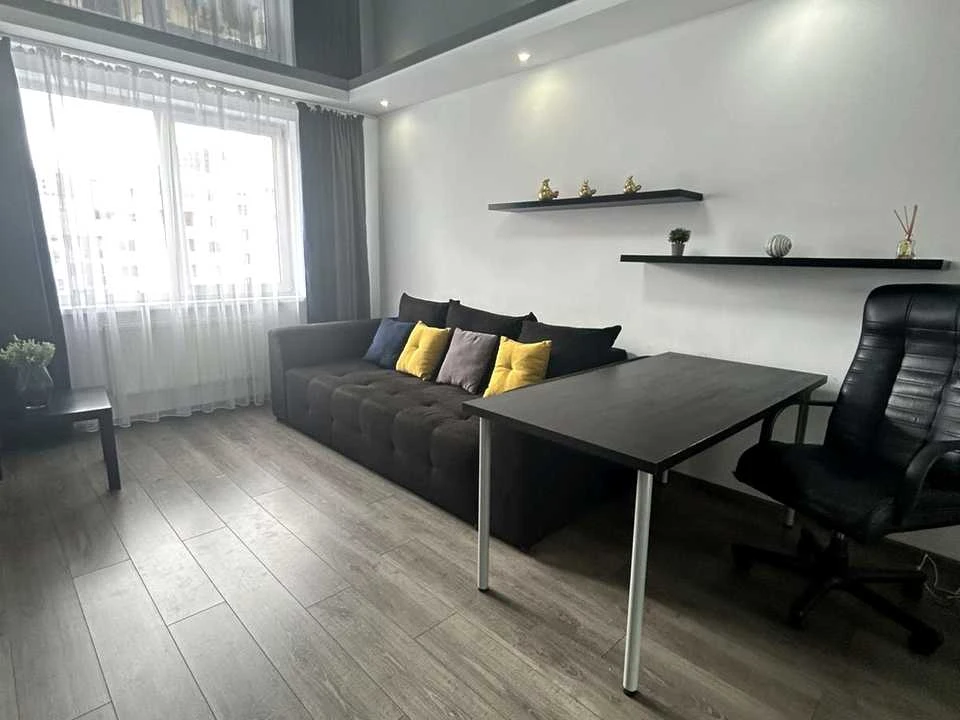 Apartment. Lviv, Hetmana Ivana Mazepoi St.