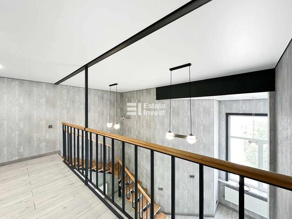 For sale 1-room duplex apartment on Industrialny Ave., 6