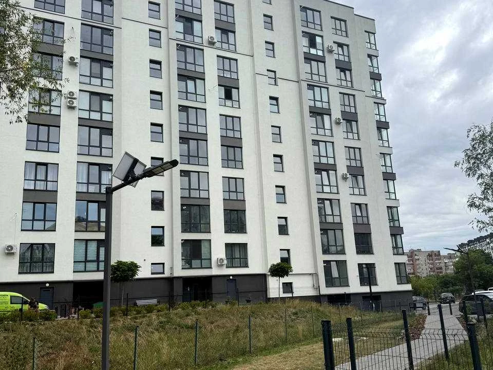 Квартира. Івано-Франківськ, Степана Бандери вул., (Будинок 1