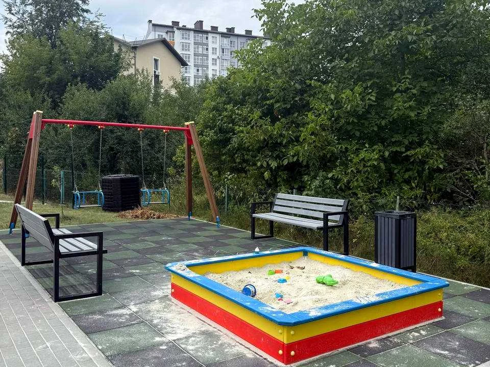 Квартира. Івано-Франківськ, Степана Бандери вул., (Будинок 1