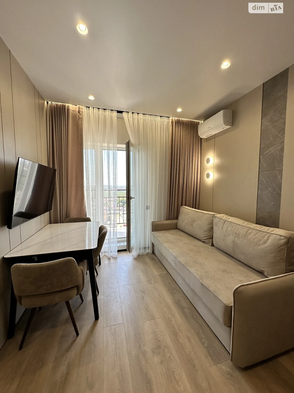 Long-Term Rental Apartment Near Mlyn