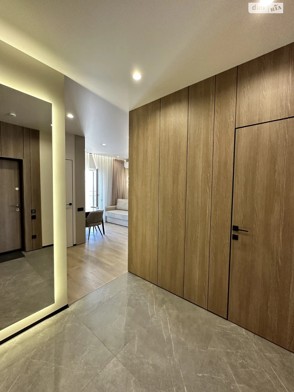 Long-Term Rental Apartment Near Mlyn