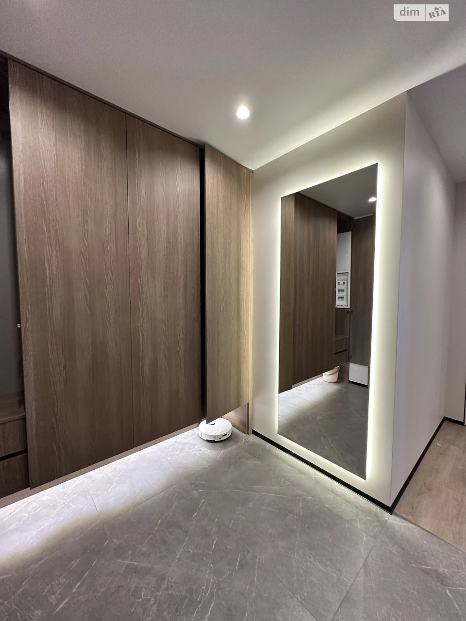 Long-Term Rental Apartment Near Mlyn