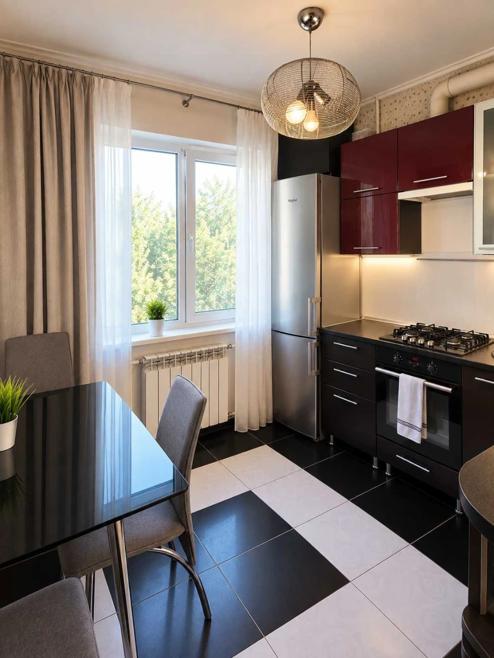 For Sale: 2-bedroom apartment on Victory Avenue 5