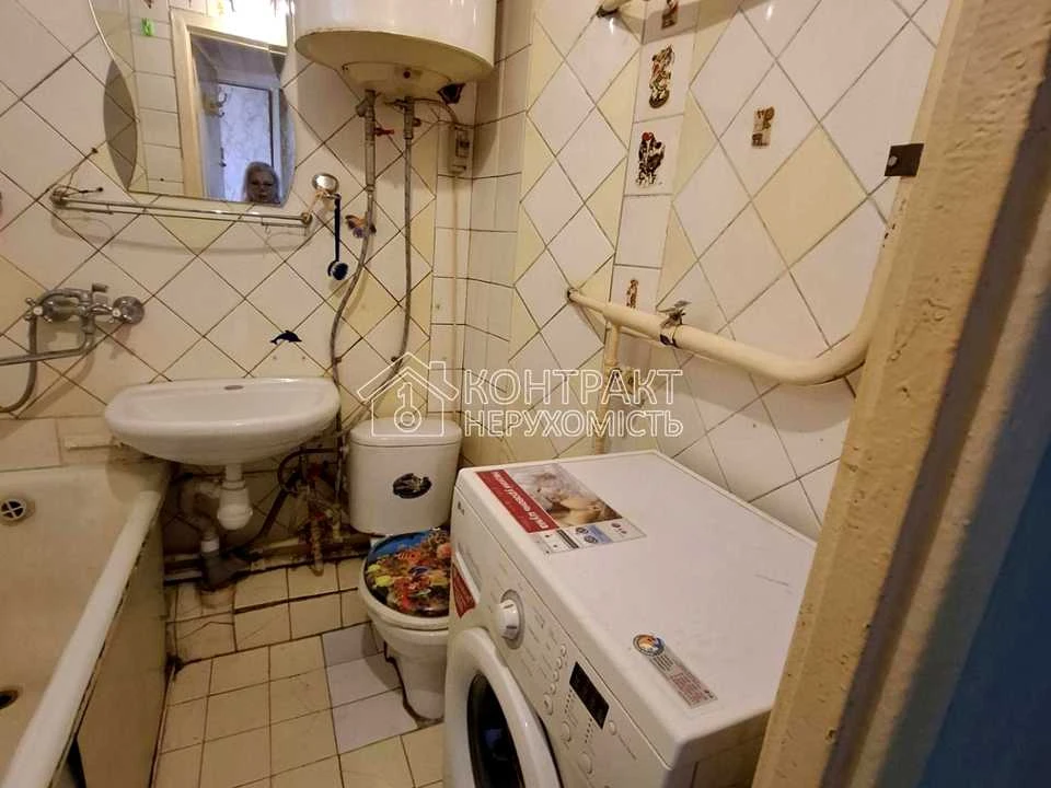 Apartment. Kharkiv, Saltyev Avenue
