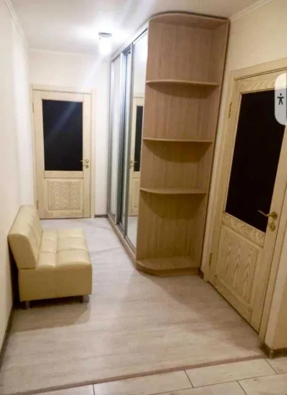 For Sale: 3-room apartment in the Oleksievka district.