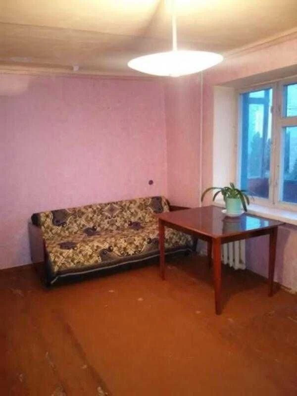 For Sale: 2-bedroom apartment in the area near the Sports Palace metro station.