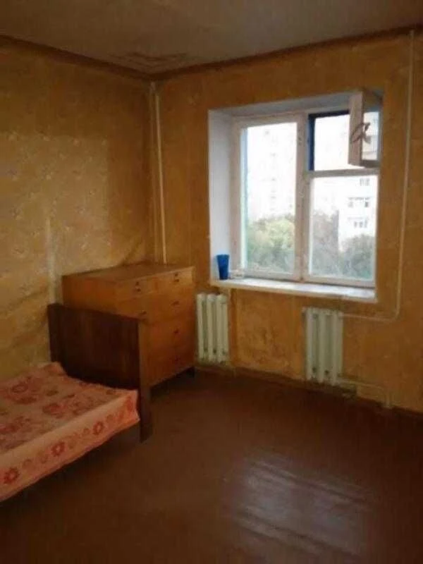 For Sale: 2-bedroom apartment in the area near the Sports Palace metro station.