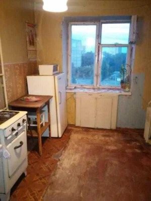 For Sale: 2-bedroom apartment in the area near the Sports Palace metro station.