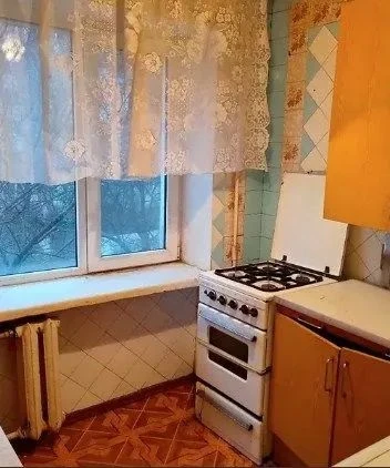 3-комнатная квартира на ул. Академика Заболотного, микрорайон Котковского