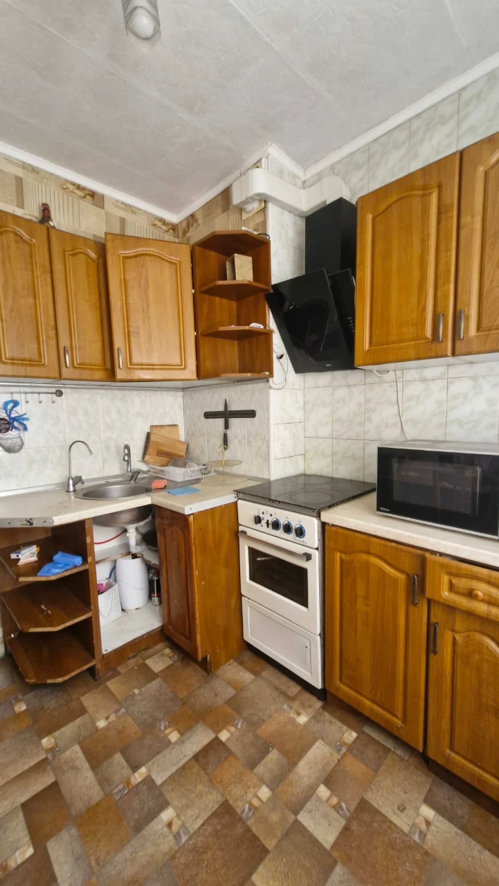 просторная 3 комн квартира  72 м  на Крымской  42 999 у.е