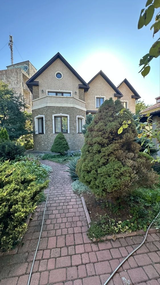 For Sale: House 300 sq m, 9th district of Fontan, Novoberegovaya Street, plot