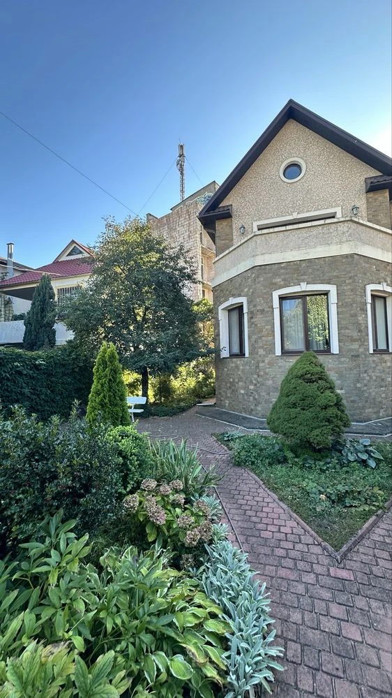 For Sale: House 300 sq m, 9th district of Fontan, Novoberegovaya Street, plot