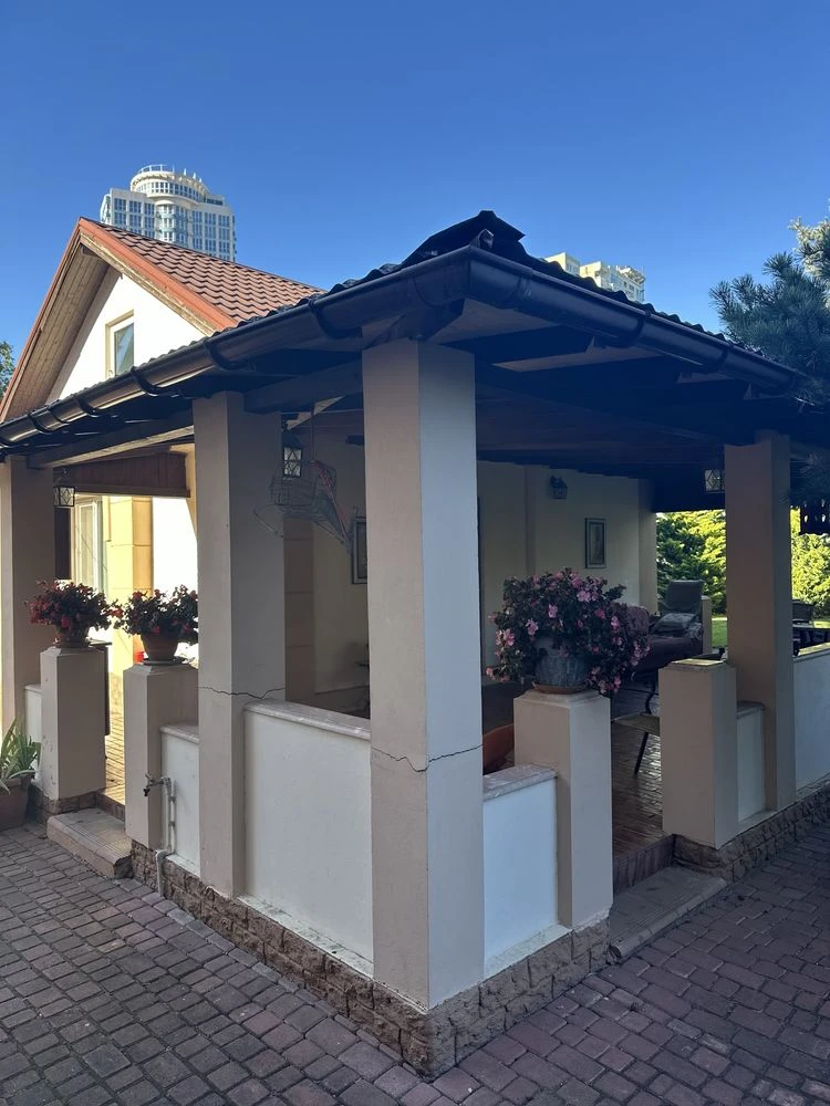 For Sale: House 300 sq m, 9th district of Fontan, Novoberegovaya Street, plot