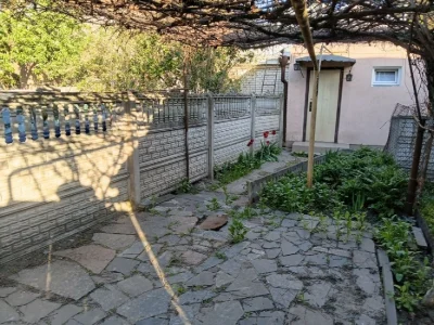 Продам половину цегляного будинку центр Житомира 51500$