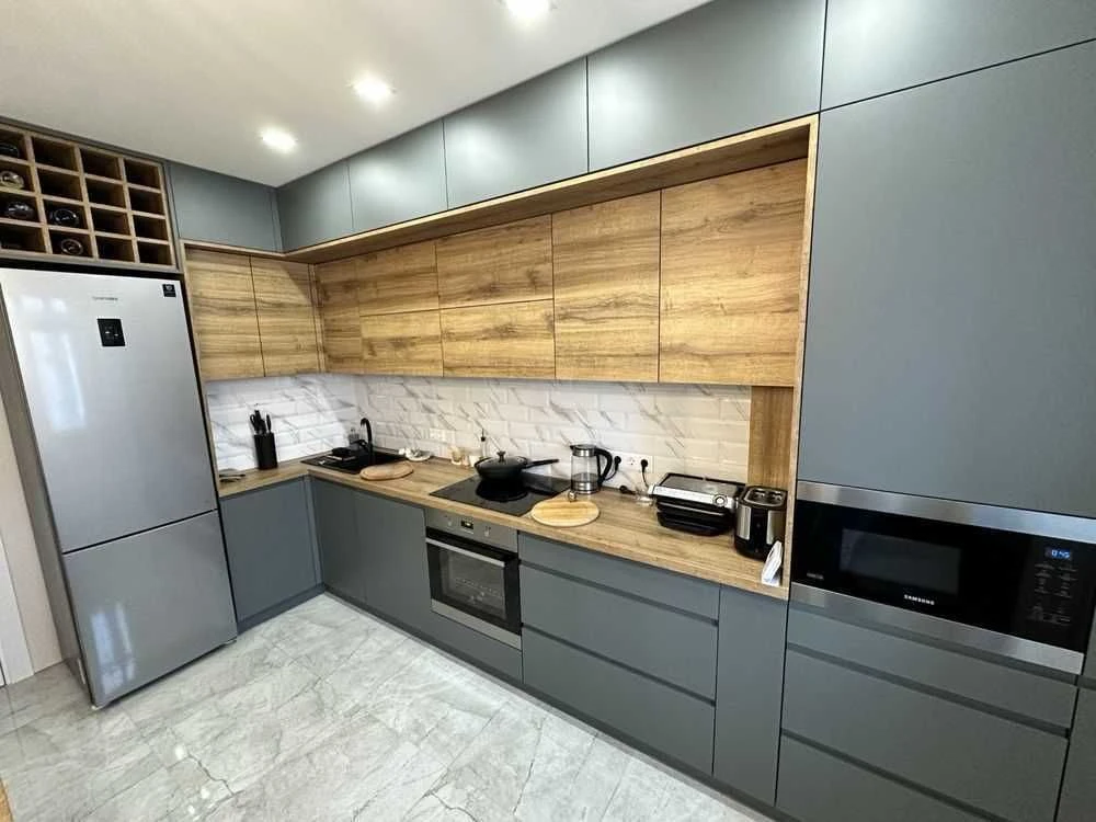 For Sale: 3-Bedroom Apartment in New Building, 70 sq.m, 7th floor of 9, Boiler