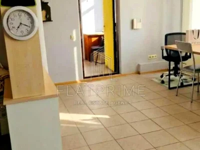 Apartment. Kyiv, Knizhnyi Zatok St.