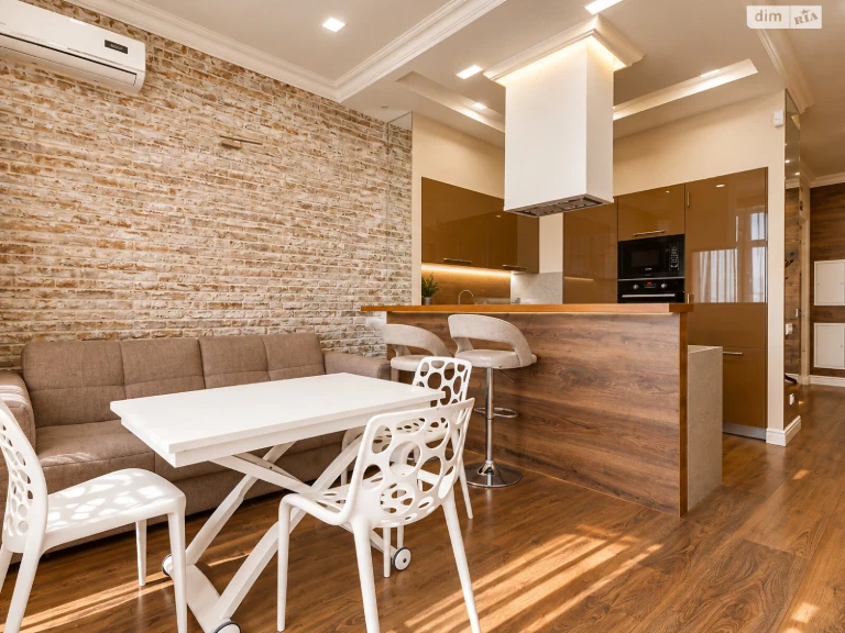 Long-Term Rental Apartment in Chorna Hora