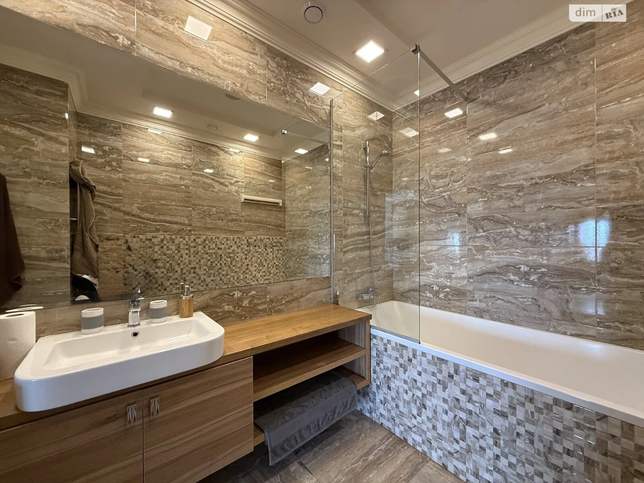 Long-Term Rental Apartment in Chorna Hora