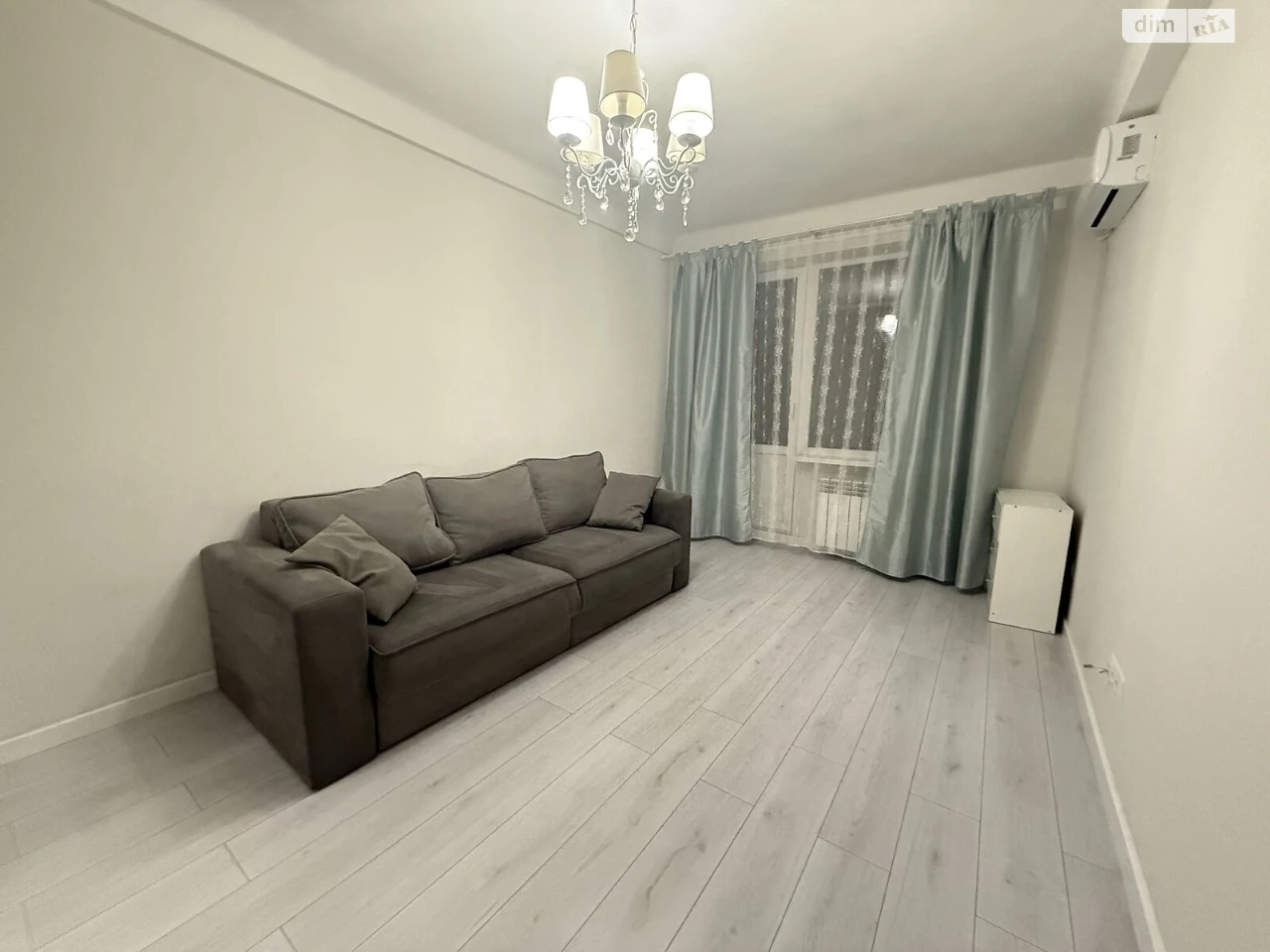 Long-Term Rental Apartment, Holosiiv
