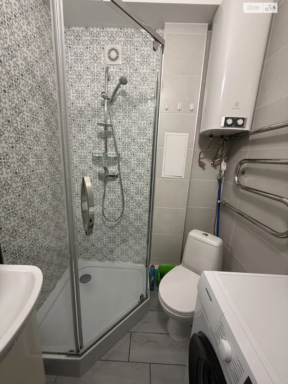 Long-Term Rental Apartment, Holosiiv