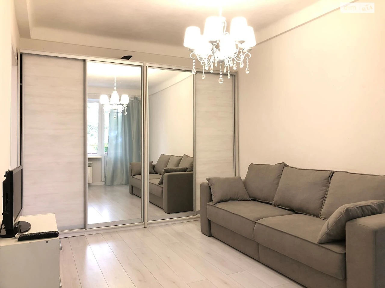 Long-Term Rental Apartment, Holosiiv