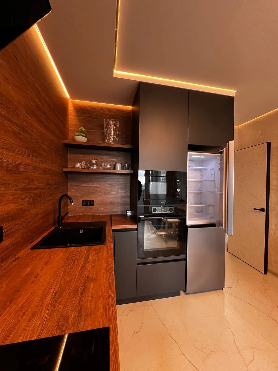 1-bedroom apartment for rent on Bereetskyi Prospect (Pereomohy Prospect) 11-3