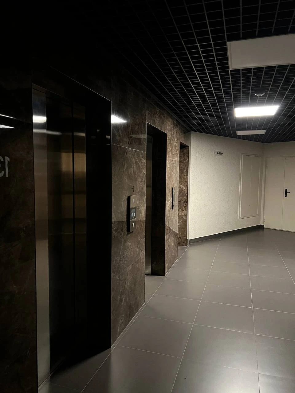 1-bedroom apartment for rent on Bereetskyi Prospect (Pereomohy Prospect) 11-3