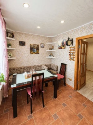 Продам 3к квартиру в кирпичном доме низ Рабочей