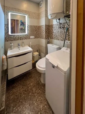 For Sale: 3-Bedroom Apartment on Solnechnaya Nabarozh