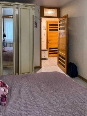 For Sale: 3-Bedroom Apartment on Solnechnaya Nabarozh