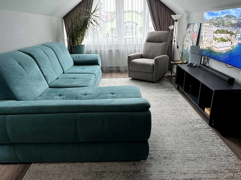 Apartment. Ivano-Frankivsk, Vysochana st.
